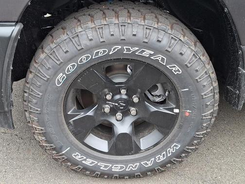 Granite Crystal Clearcoat Metallic 2026 RAM 1500 Tradesman