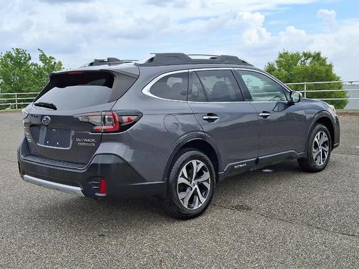 2021 Subaru Outback Touring XT