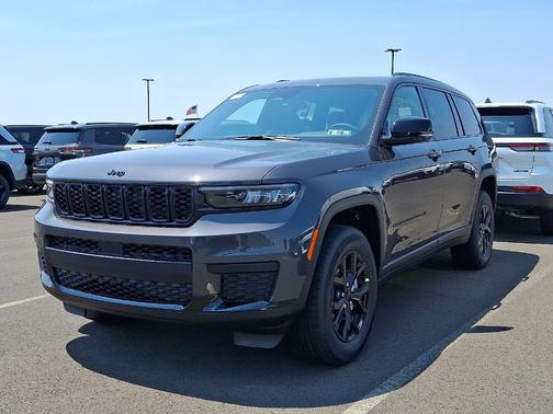 2025 Jeep Grand Cherokee L Laredo