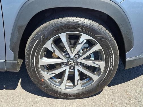 CELESTITE 1K3 2024 Toyota Corolla Cross XLE