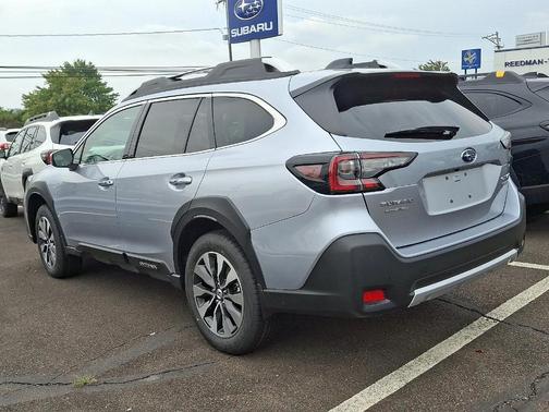 2025 Subaru Outback Touring