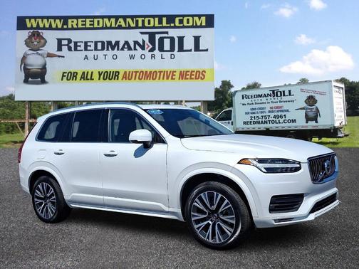 Crystal White Metallic 2020 Volvo XC90 T5 Momentum 7 Passenger