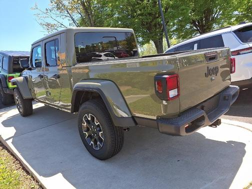 2025 Jeep Gladiator Sport