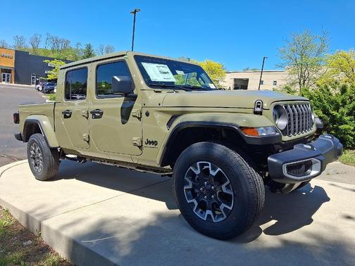 2025 Jeep Gladiator Sport