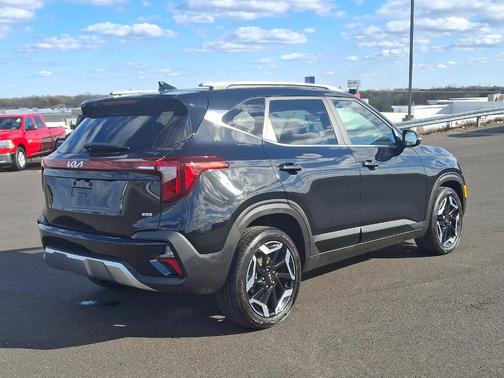 2024 Kia Seltos SX