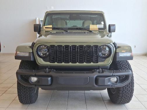 2025 Jeep Wrangler 4xe Sport