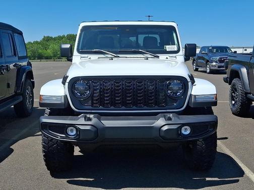 2025 Jeep Gladiator Sport