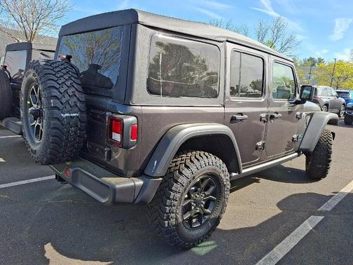 2025 Jeep Wrangler 4xe Sport