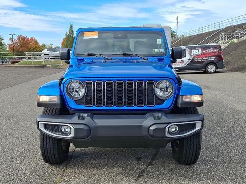 2024 Jeep Gladiator Sport