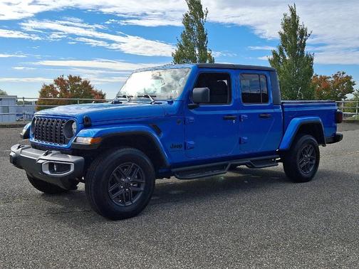 2024 Jeep Gladiator Sport