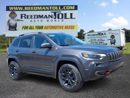 Granite Crystal Clearcoat Metallic 2020 Jeep Cherokee Trailhawk