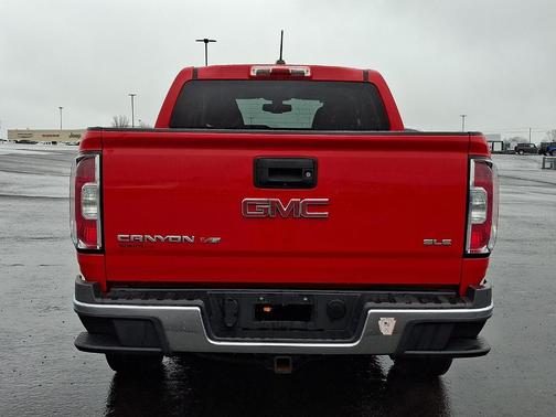 Cardinal Red 2019 GMC Canyon SLE