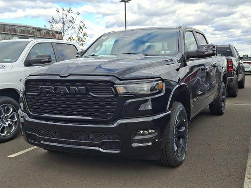2025 RAM 1500 Big Horn/Lone Star