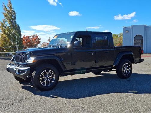 2024 Jeep Gladiator Sport