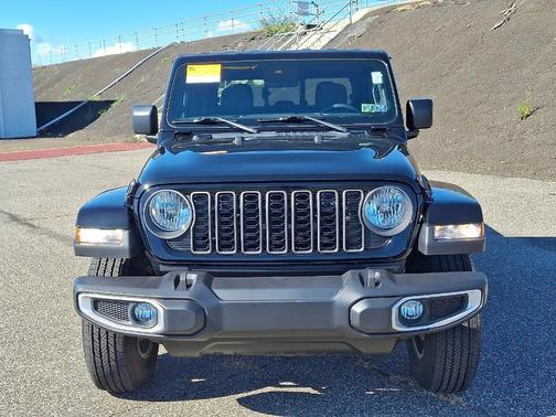 2024 Jeep Gladiator Sport