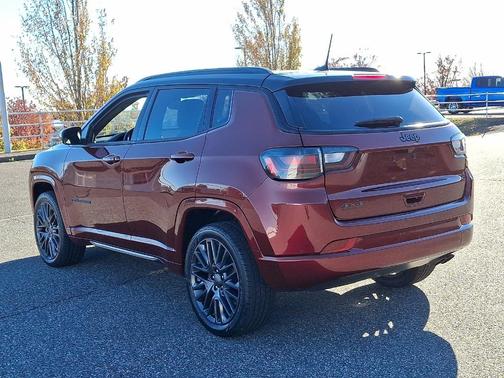 2022 Jeep Compass Altitude