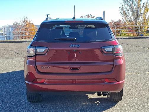 2022 Jeep Compass Altitude