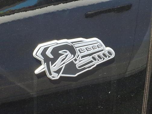 Diamond Black 2026 RAM 1500 Laramie