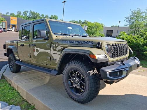 2025 Jeep Gladiator Sport
