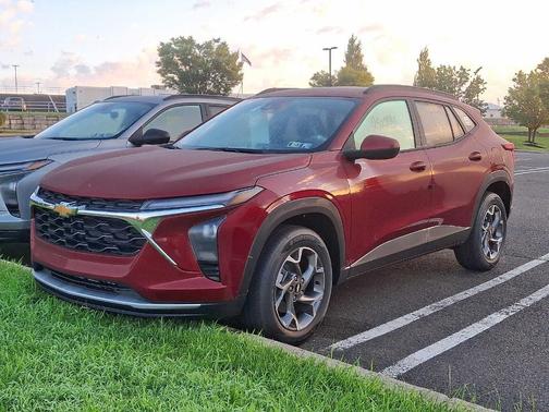 2025 Chevrolet Trax LT