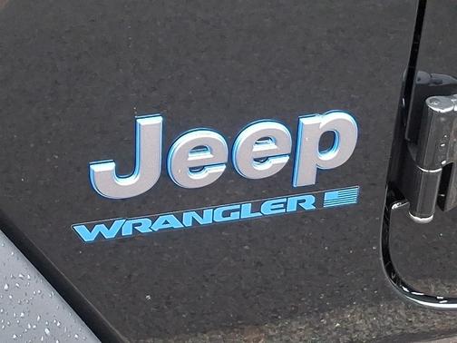 2025 Jeep Wrangler 4xe Sport