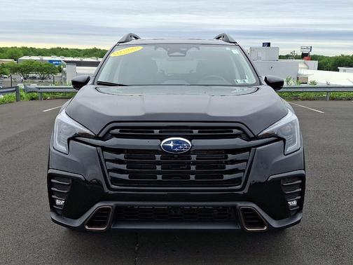 Crystal Black Silica 2025 Subaru Ascent Bronze Edition 7-Passenger