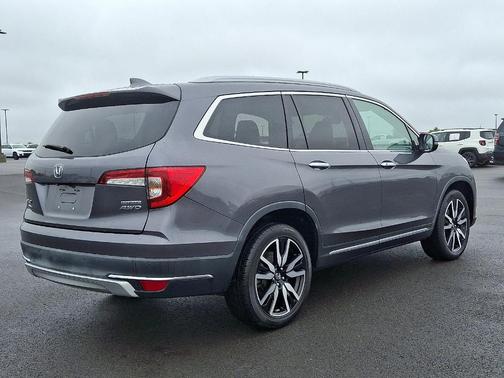 2019 Honda Pilot Touring 7-Passenger
