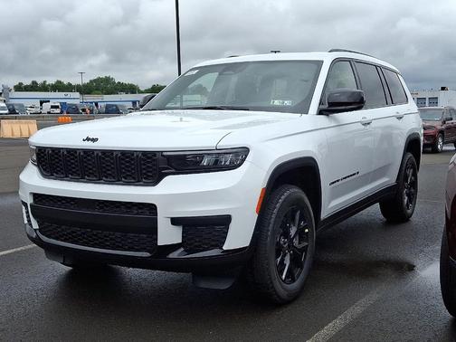 2025 Jeep Grand Cherokee L Laredo