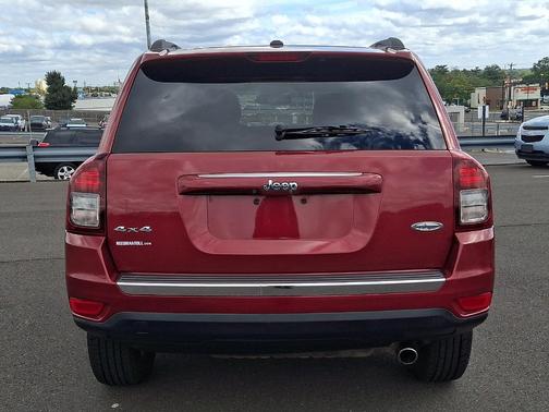 Deep Cherry Red Crystal Pearlcoat 2017 Jeep Compass High Altitude