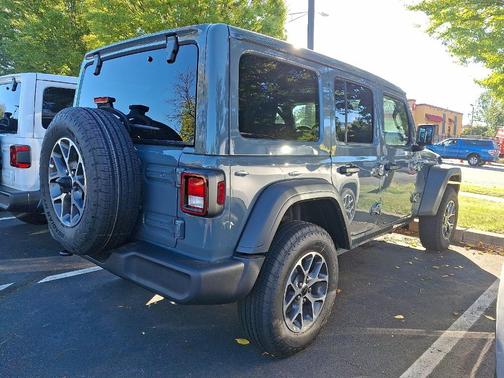 2025 Jeep Wrangler Sport
