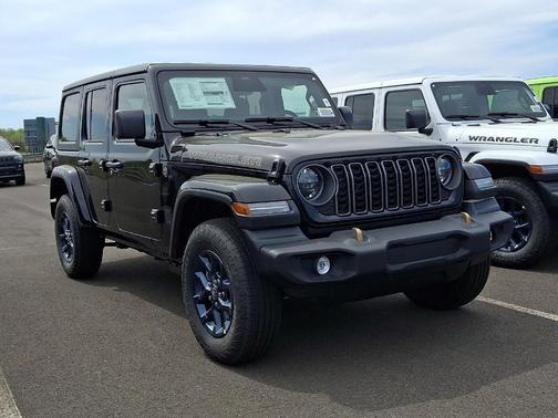 Black Clearcoat 2026 Jeep Wrangler Sport
