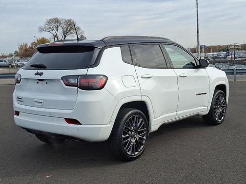 2023 Jeep Compass Altitude