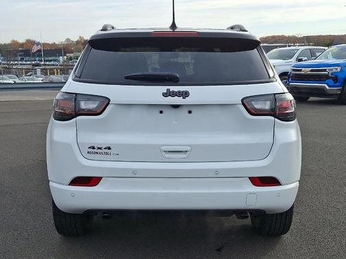 2023 Jeep Compass Altitude