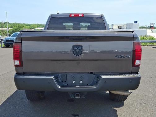 Granite Crystal Clearcoat Metallic 2021 RAM 1500 Classic SLT