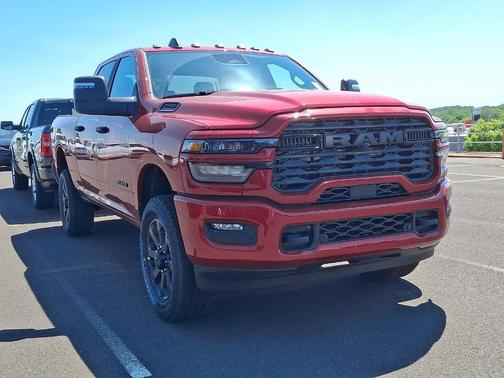Molten Red Pearlcoat 2026 RAM 2500 Big Horn