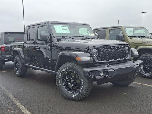 2025 Jeep Gladiator Sport