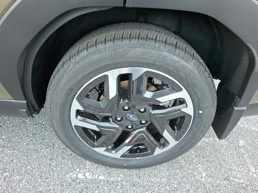 2025 Subaru Forester Hybrid Premium