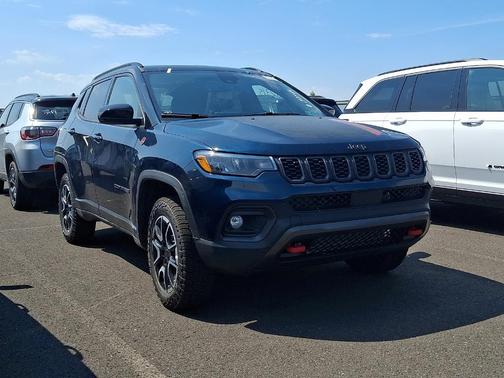 Fathom Blue Pearlcoat 2026 Jeep Compass Trailhawk