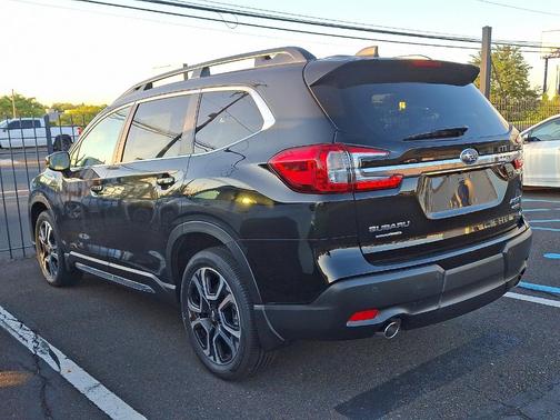 2025 Subaru Ascent Limited