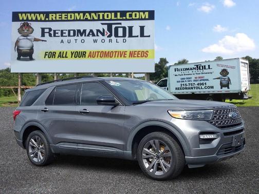Carbonized Gray Metallic 2022 Ford Explorer XLT