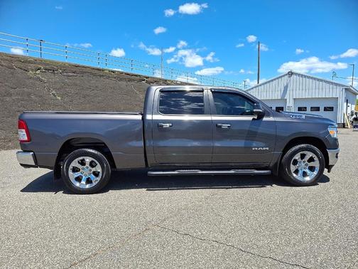 Granite Crystal Clearcoat Metallic 2019 RAM 1500 Big Horn