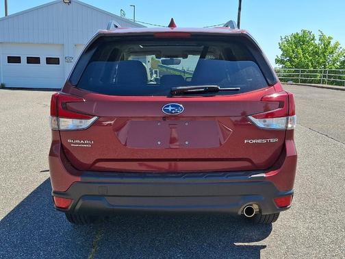 Crimson Red Pearl 2020 Subaru Forester Limited