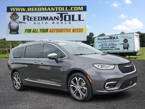 Granite Crystal Clearcoat Metallic 2022 Chrysler Pacifica Pinnacle