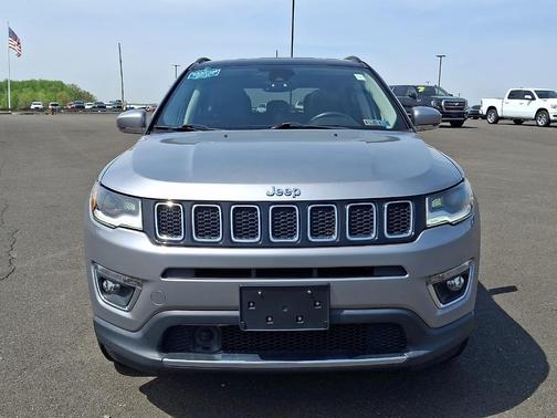 Billet Silver Clearcoat Metallic 2018 Jeep Compass Limited