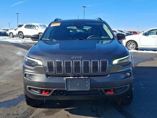 2022 Jeep Cherokee Trailhawk