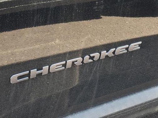 2026 Jeep Cherokee LAREDO/LIMITED
