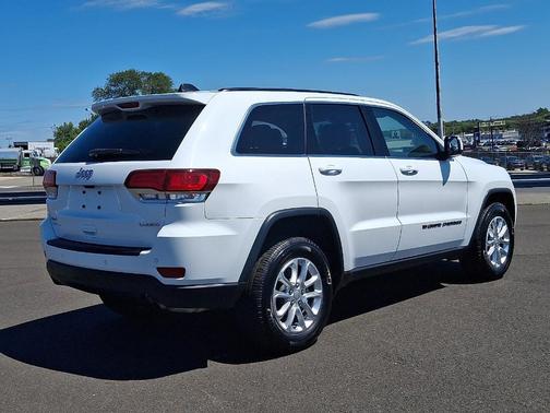 2022 Jeep Grand Cherokee WK Laredo