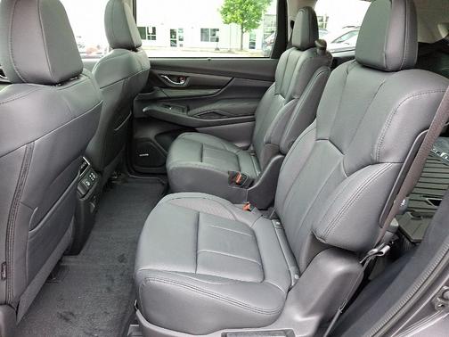 2025 Subaru Ascent Onyx Edition Touring