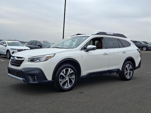 2022 Subaru Outback Touring XT