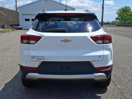 Summit White 2025 Chevrolet Trailblazer LT